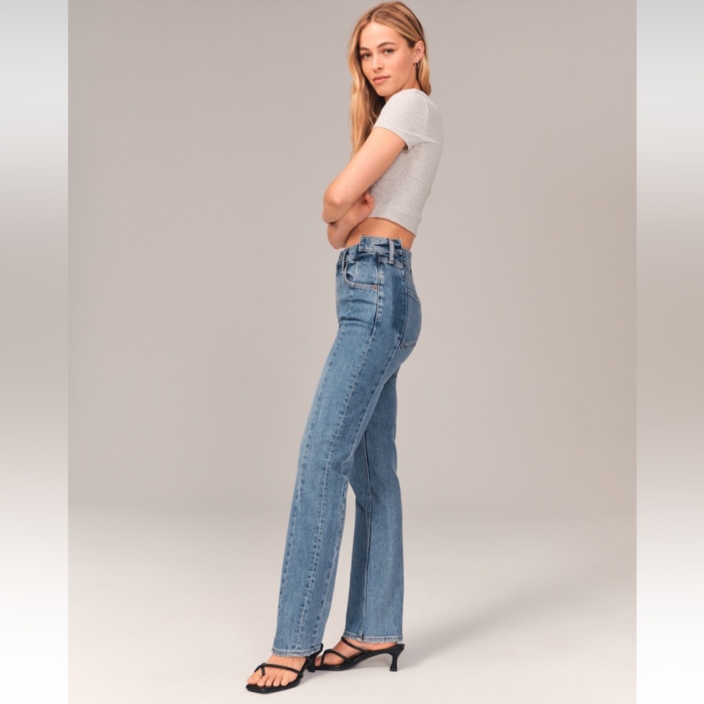 Abercrombie The 90s Straight Jeans